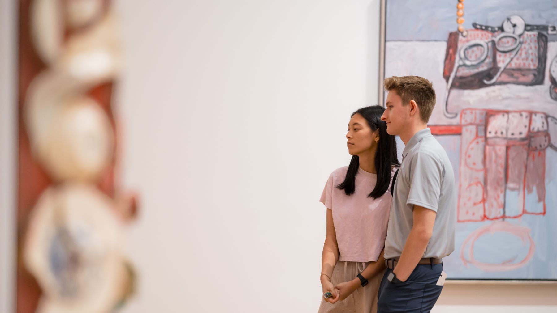 Couple looking at contemporary art at the Milwaukee Art Museum