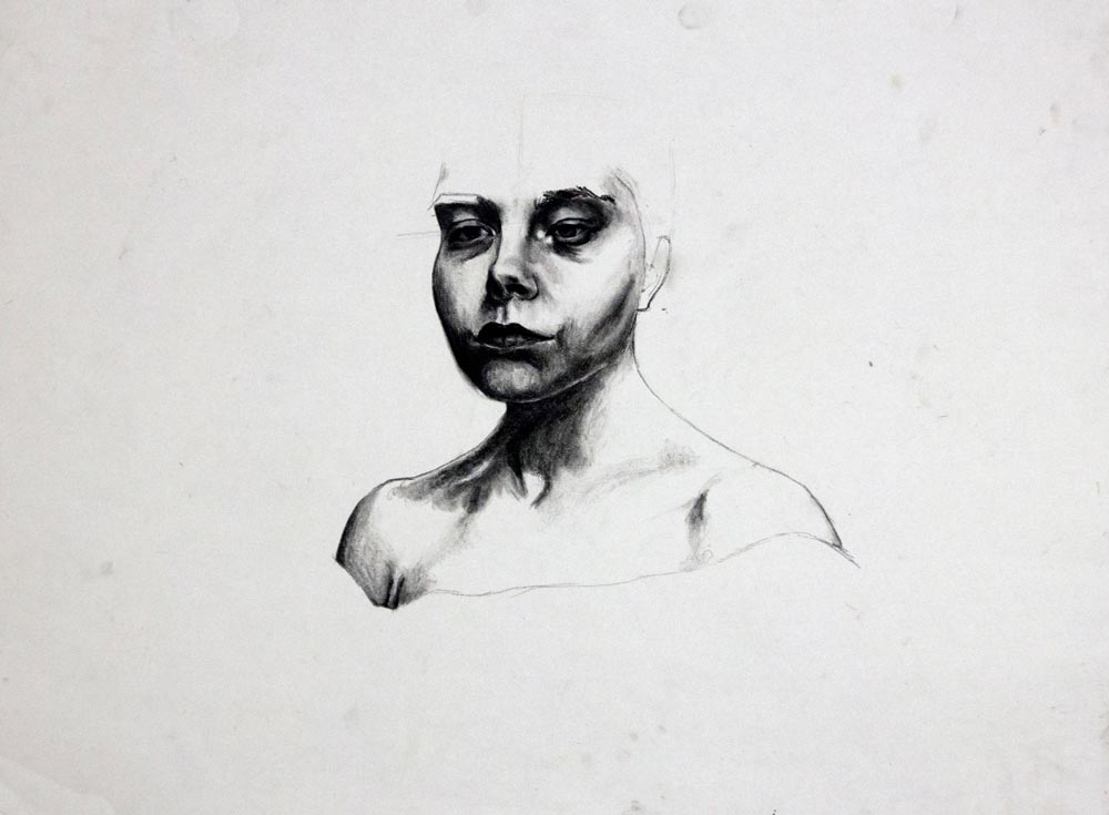 Sketch of a woman from the neck down but without the top of her head