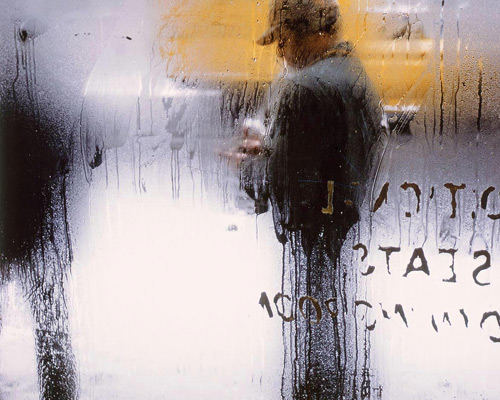 Image from In Living Color: Photographs by Saul Leiter