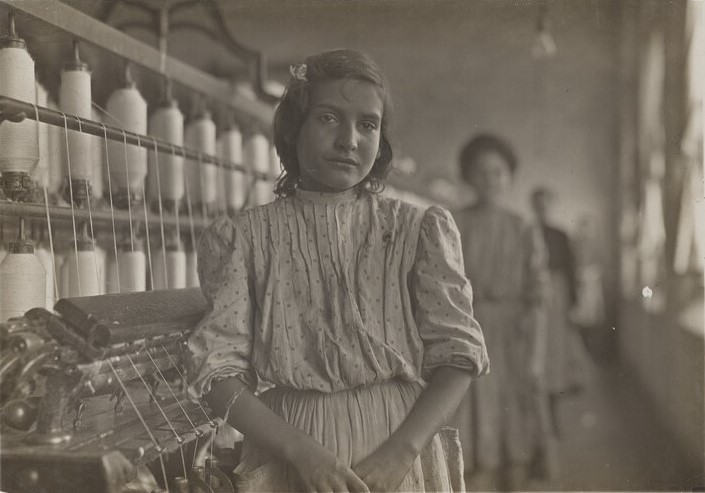 Lewis Wickes Hine, A typical spinner. Mamie – Lancaster Cotton Mills, S.C. Location: Lancaster, South Carolina